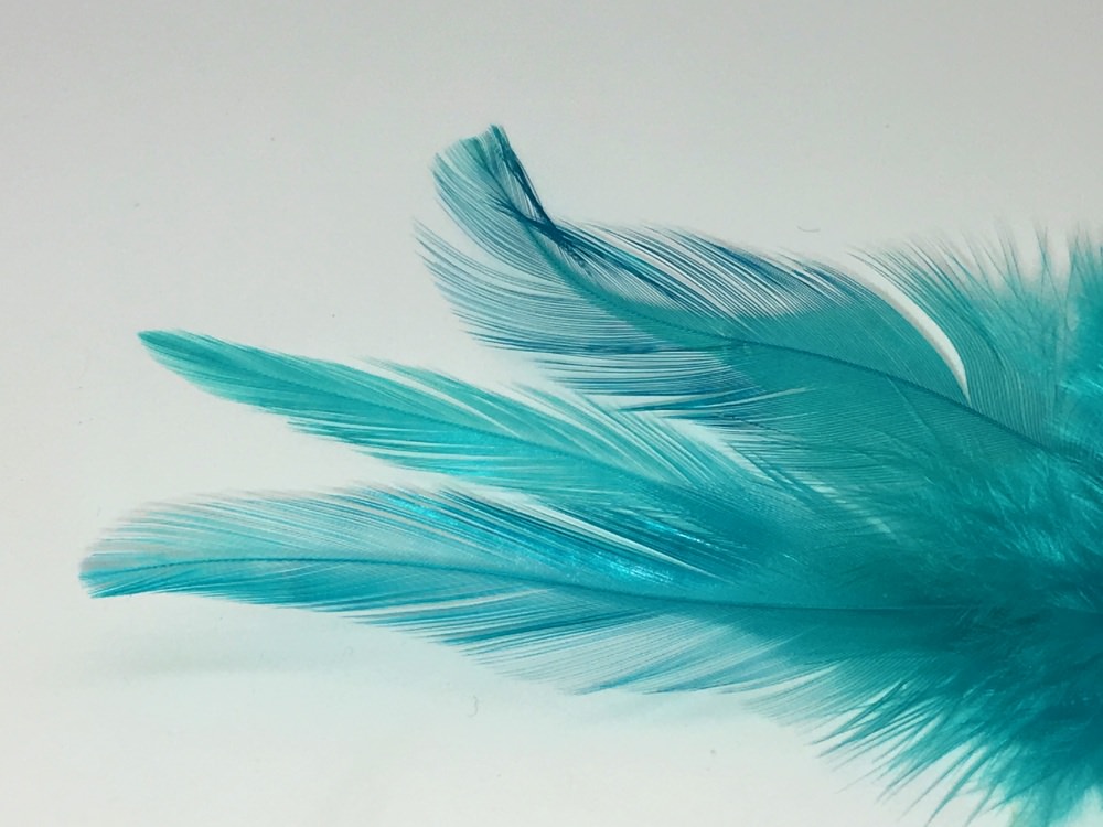 Veniard Loose Cock Feather Saddle Hackles Large Kingfisher Blue Fly Tying Materials